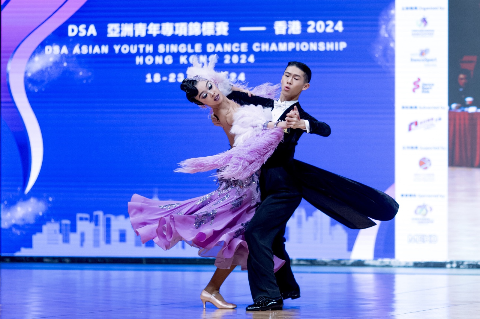 圖（1）Waltz & Quickstep 冠軍.jpg